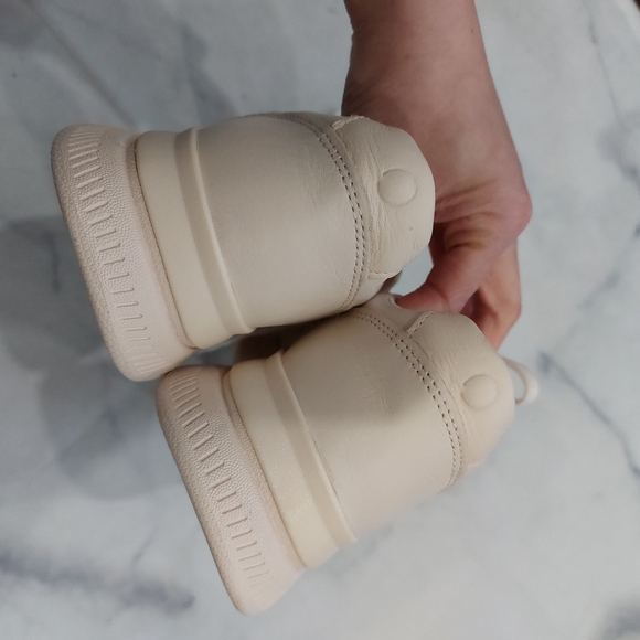 Everlane Leather Tread Sneakers The Trainer Pale Pink - Picture 8 of 8